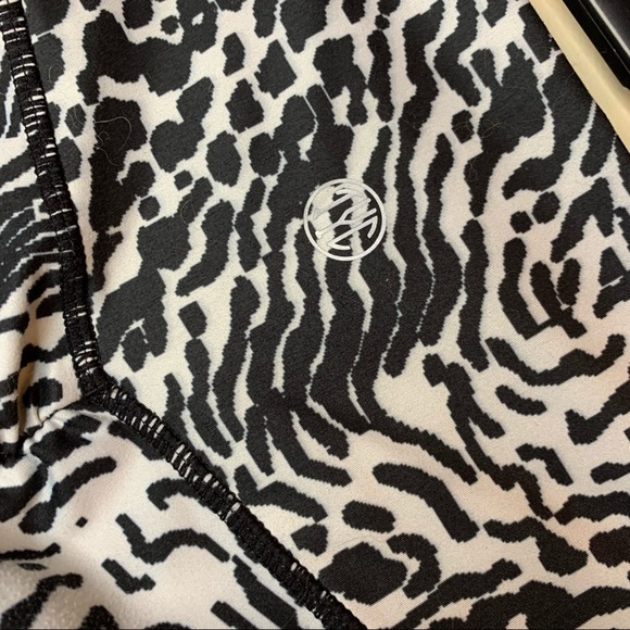 Til You Collapse TYC Workout Leggings Medium - Picture 3 of 4